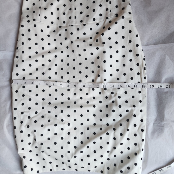 Express  Polka-dot Pencil Skirt off white black dots size 6 NWT - Picture 12 of 15